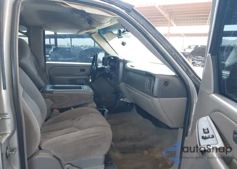 2004 Chevrolet Tahoe Ls from USA, damaged, VIN 1GNEK13Z14J178832